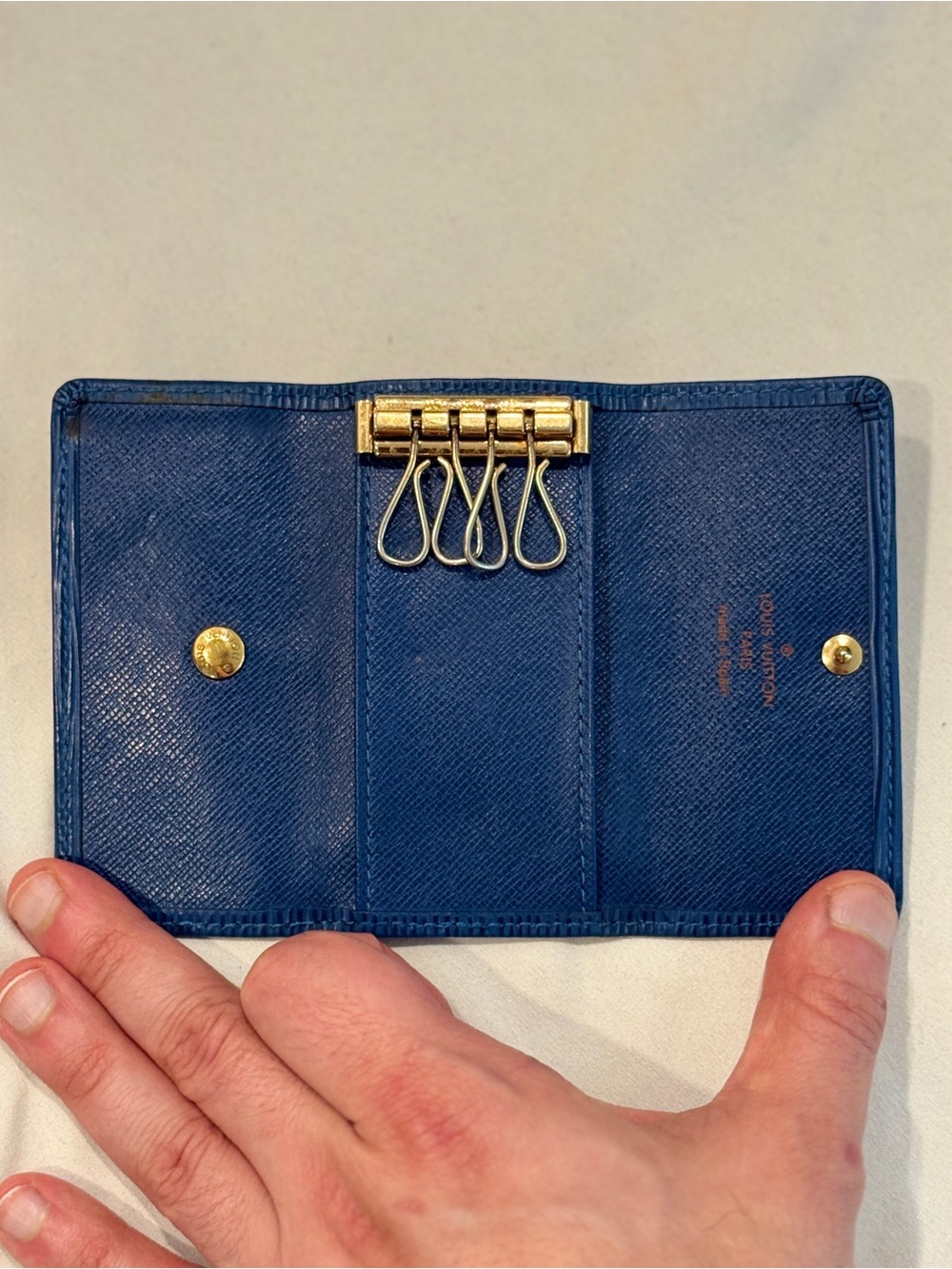 Louis Vuitton Key Holder in Epi Blue Leather